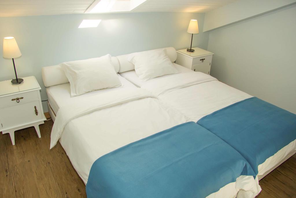 Twin Room with Private Bathroom